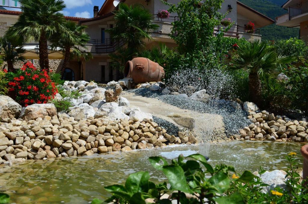 Hotel La Grotte San Donato Val di Comino Buitenkant foto