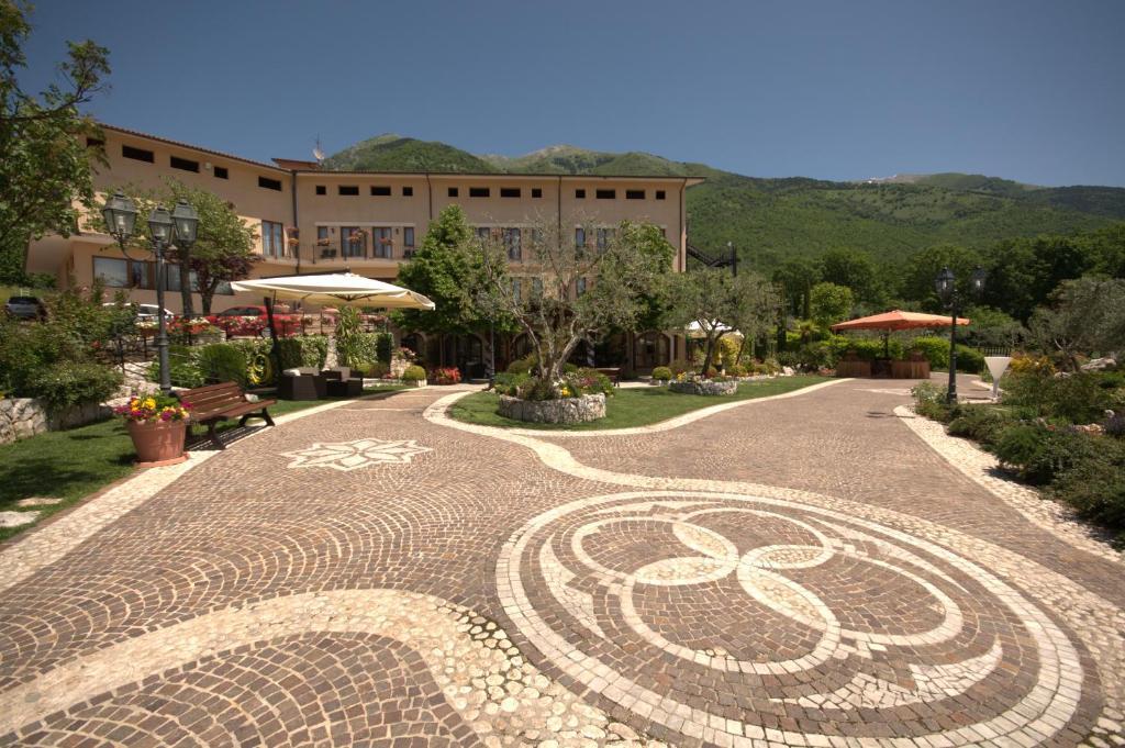 Hotel La Grotte San Donato Val di Comino Buitenkant foto